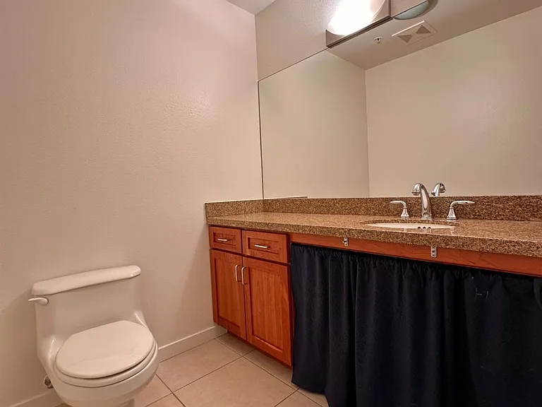 950 Harrison St #117 — Photo 15