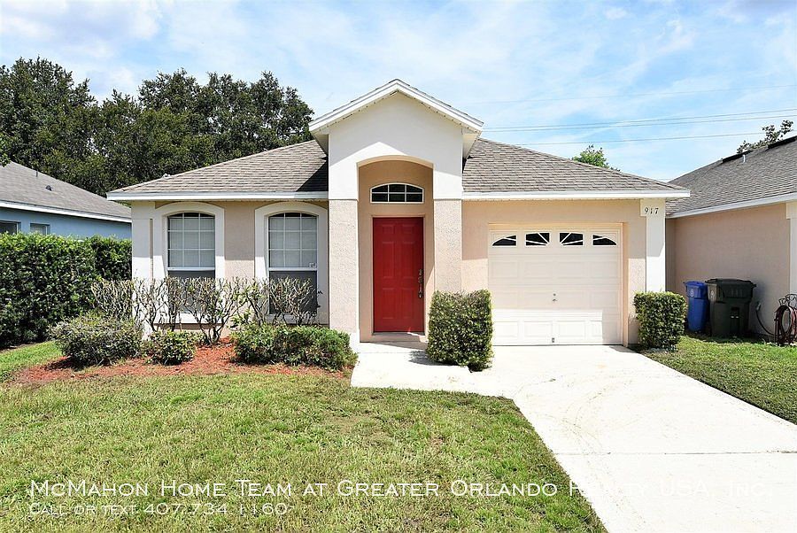 1st image of 917 Pecan St