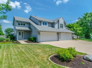 1103 Huntington Dr, Shorewood, IL 60404