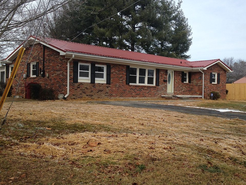 1st image of 2109 Bartlett St
