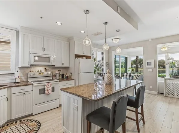 24796 Lakemont Cove LN #101, BONITA SPRINGS, FL 34134