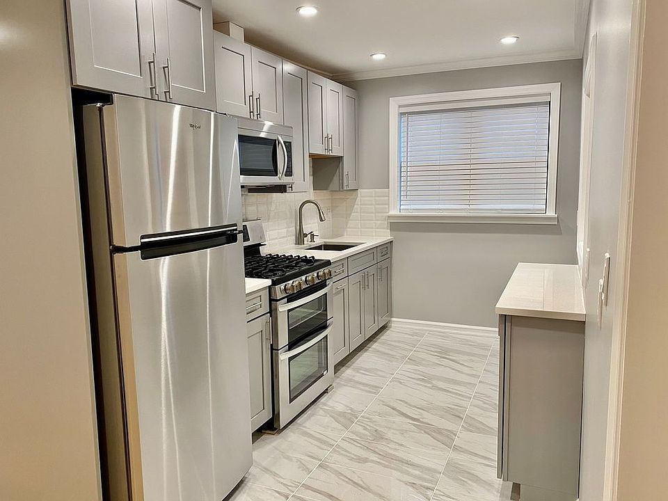 1st image of 20-55 21st St #2