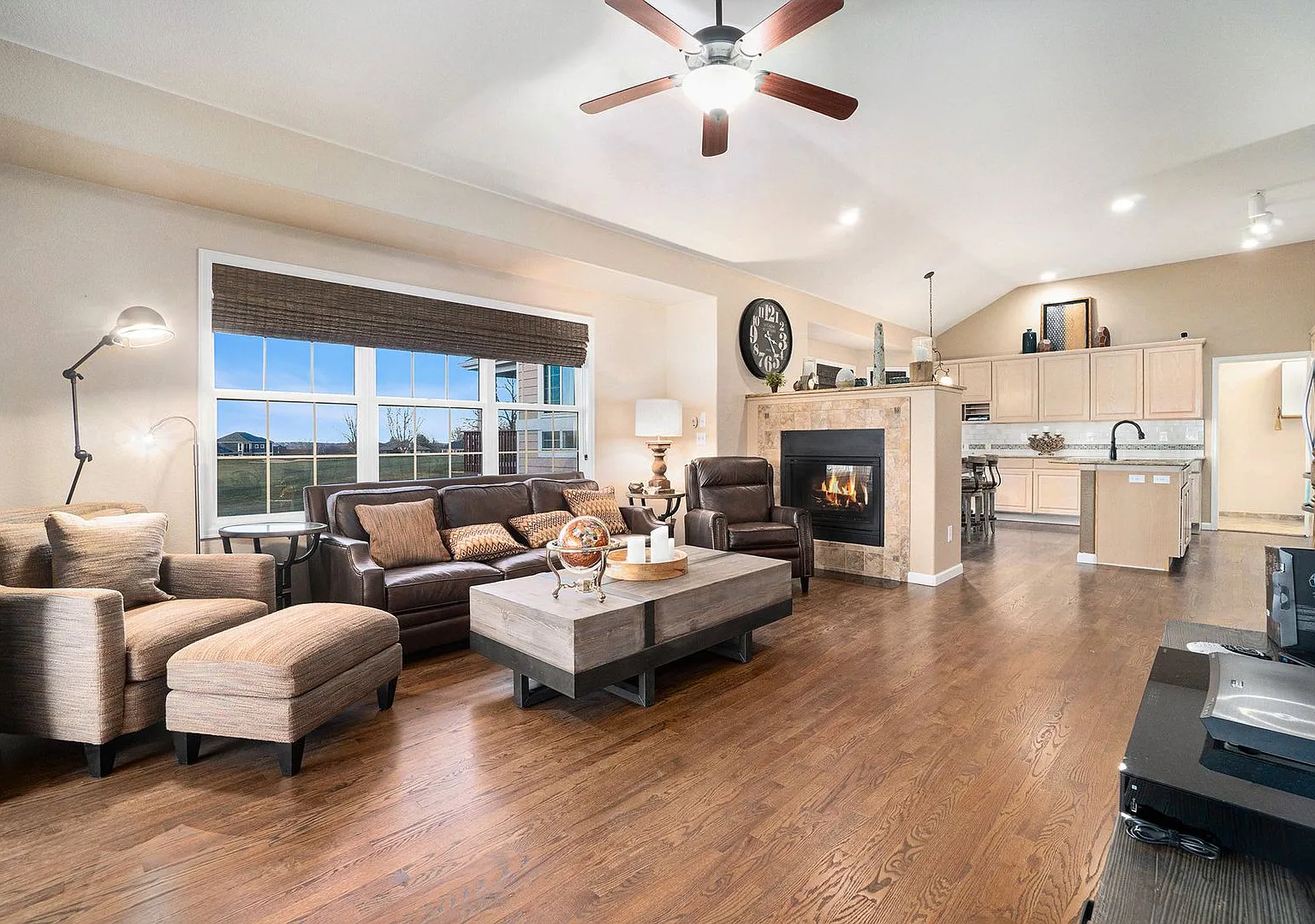 Patio home with mountain views!! — Photo 3