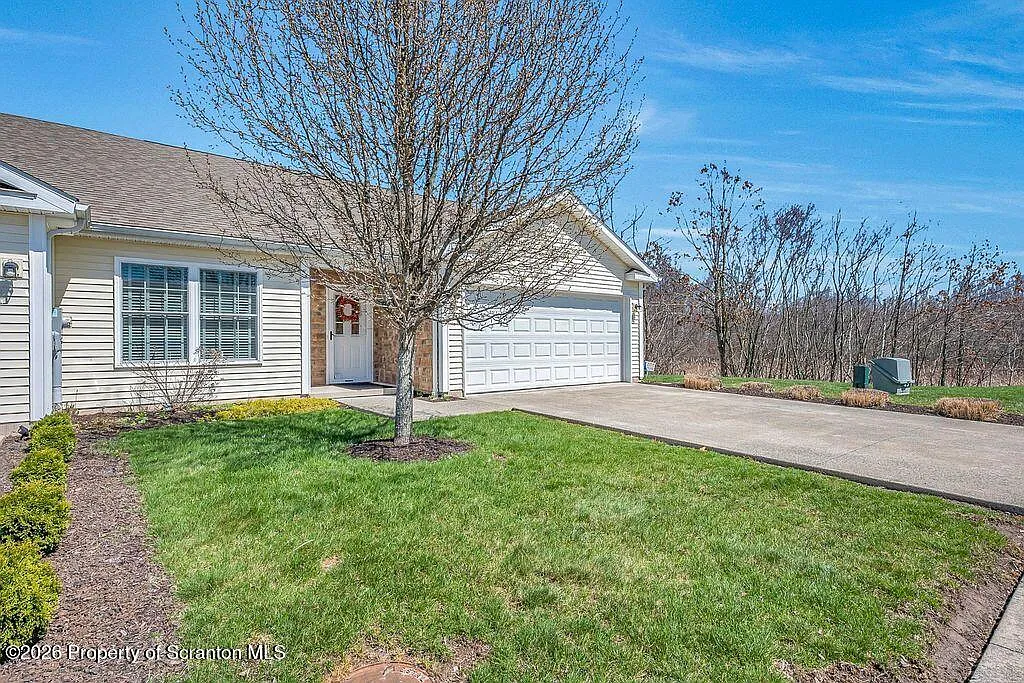 315 Foxtail Cir #315 photo 1