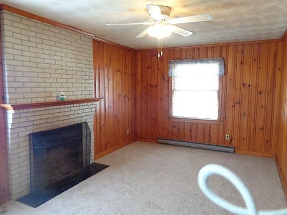 3rd image of 6035 Daleshire Dr