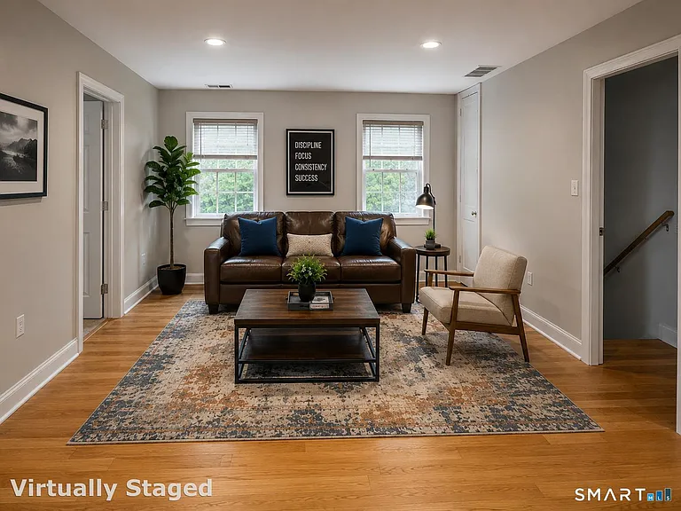 47 E Maple St — Photo 3