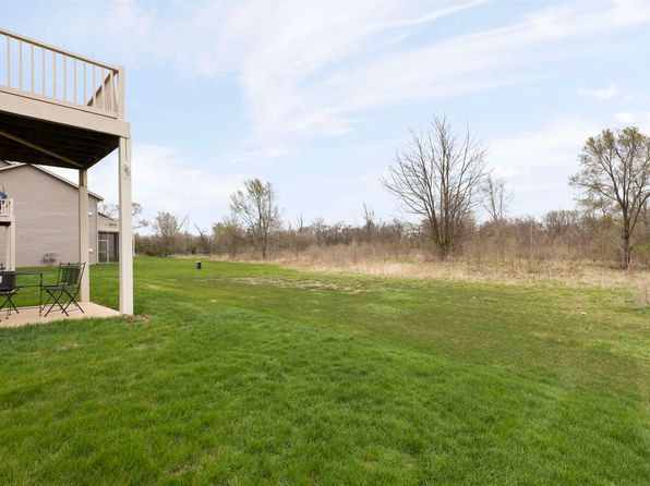 639 Queens Ct, Rockton, IL 61072