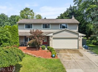4160 Ironside Dr, Waterford, MI