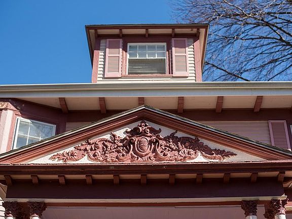 2nd image of 27 Wellington Ave