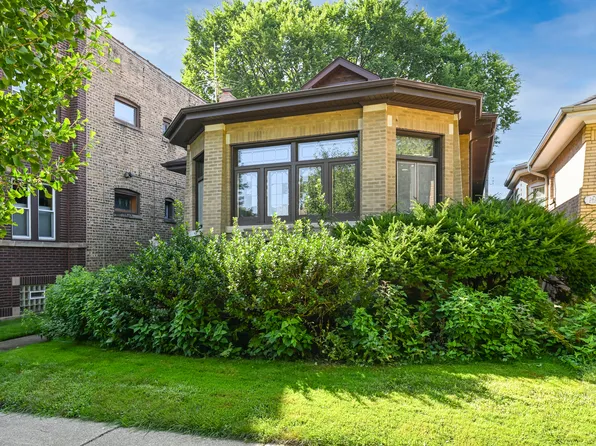 2619 W Farwell Ave, Chicago, IL 60645