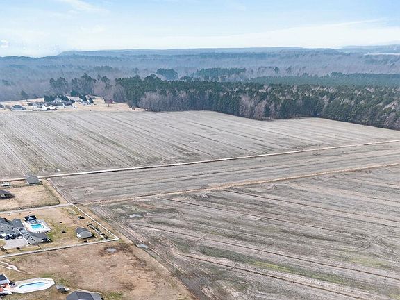 2nd image of 556B Gallbush Rd