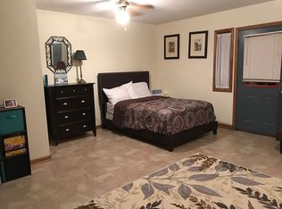 121 Apple Blossom Ln, Maggie Valley, NC 28751