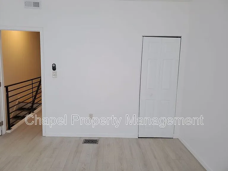 6040 Ogontz Ave #2 — Photo 8