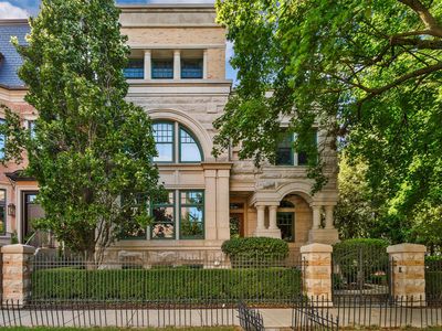 2210 N Orchard St, Chicago, IL, 60614