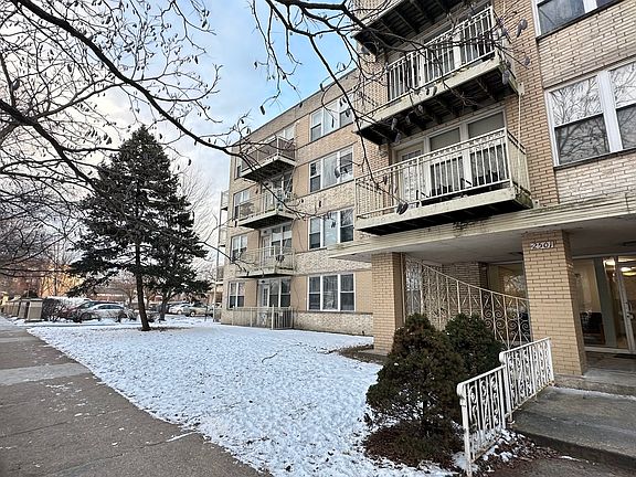 2nd image of 2501 W Touhy Ave APT 108