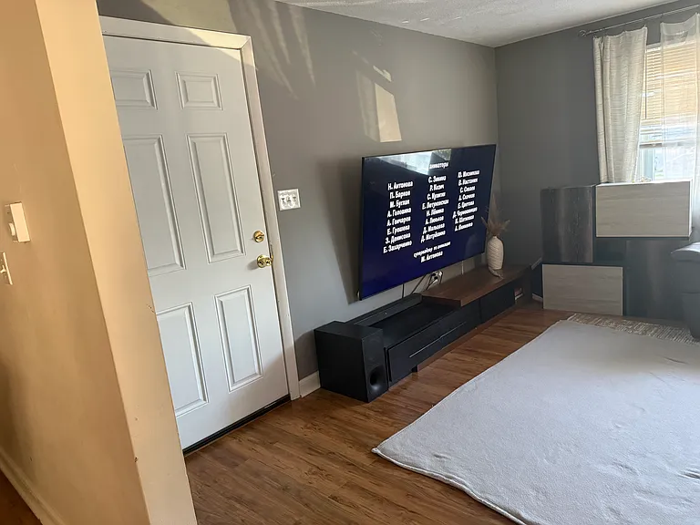 396 Brown St #2 — Photo 10