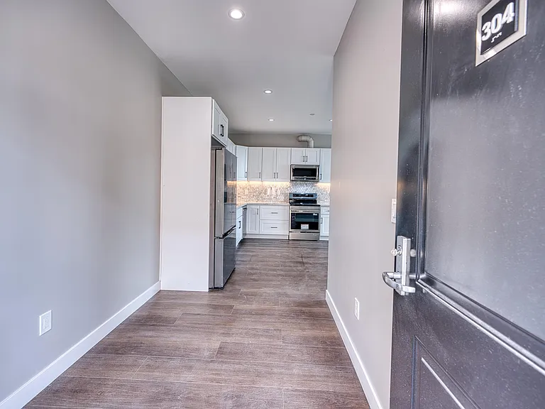 4202 Telegraph Ave #204 — Photo 3