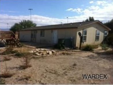 3rd image of 2215 E Cabot Dr