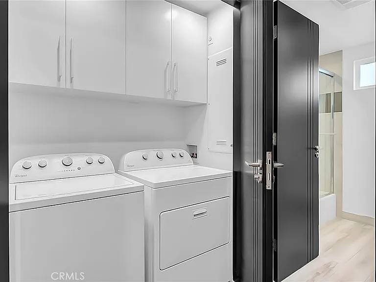 2119 Grant Ave #B — Photo 23