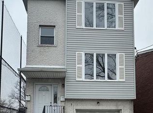 408 Jersey St, Harrison, NJ 07029