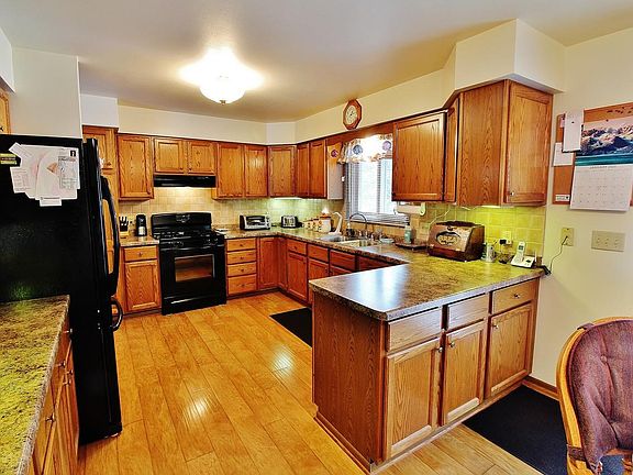 5th image of 1475 White Horse Ln