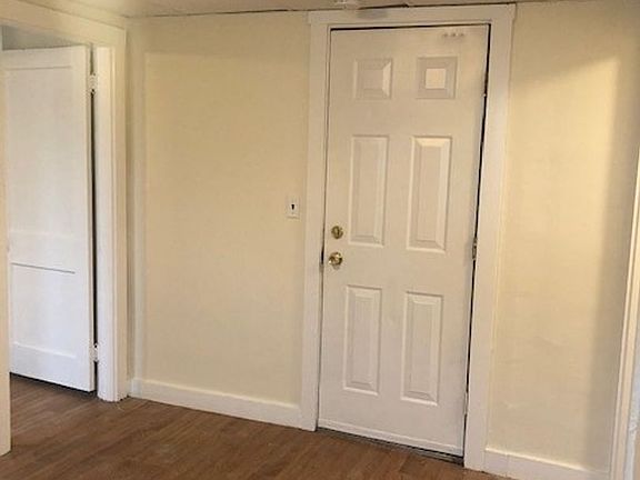 2nd image of 48 Alfred St #206