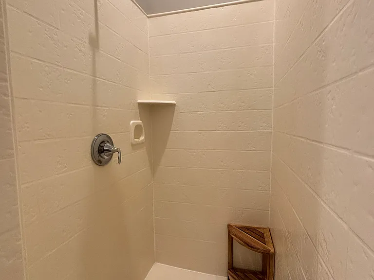 4849 S Martin Dr — Photo 16