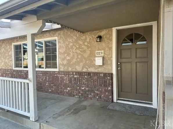 223 N Olive St, Lemoore, CA 93245