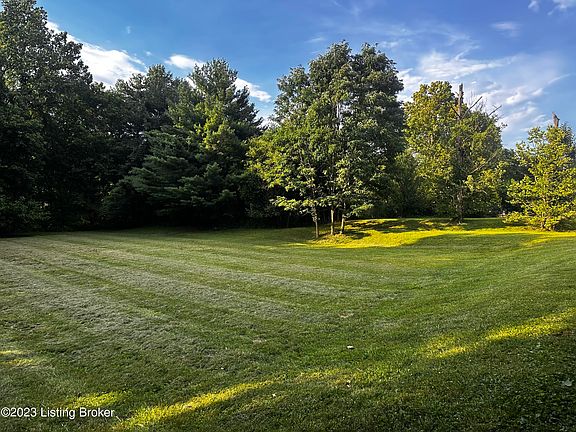 3rd image of 1222 Cliffwood Dr
