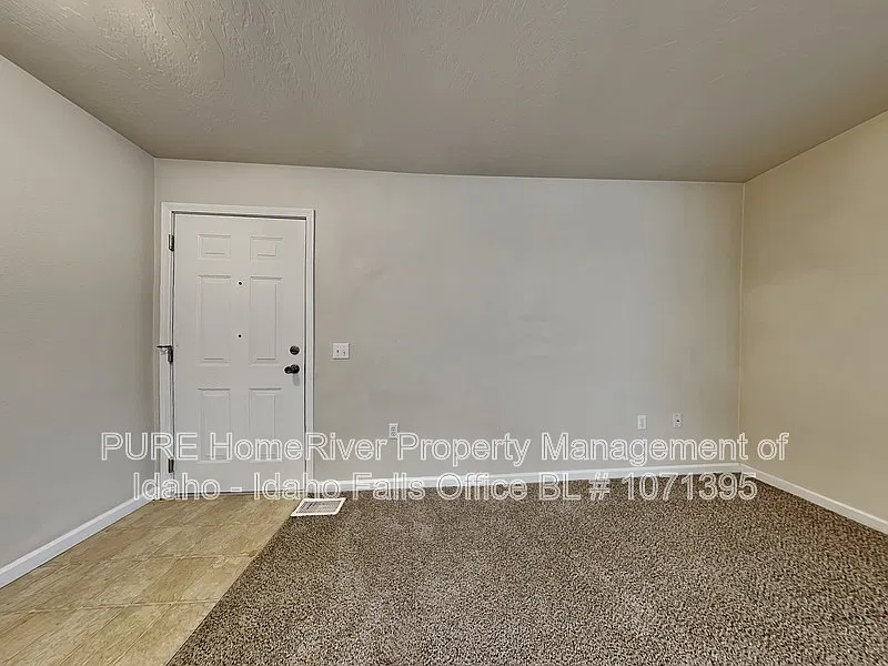 126 Clubhouse Cir — Photo 4