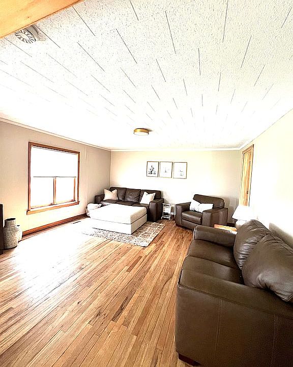 1st image of 444 225th St