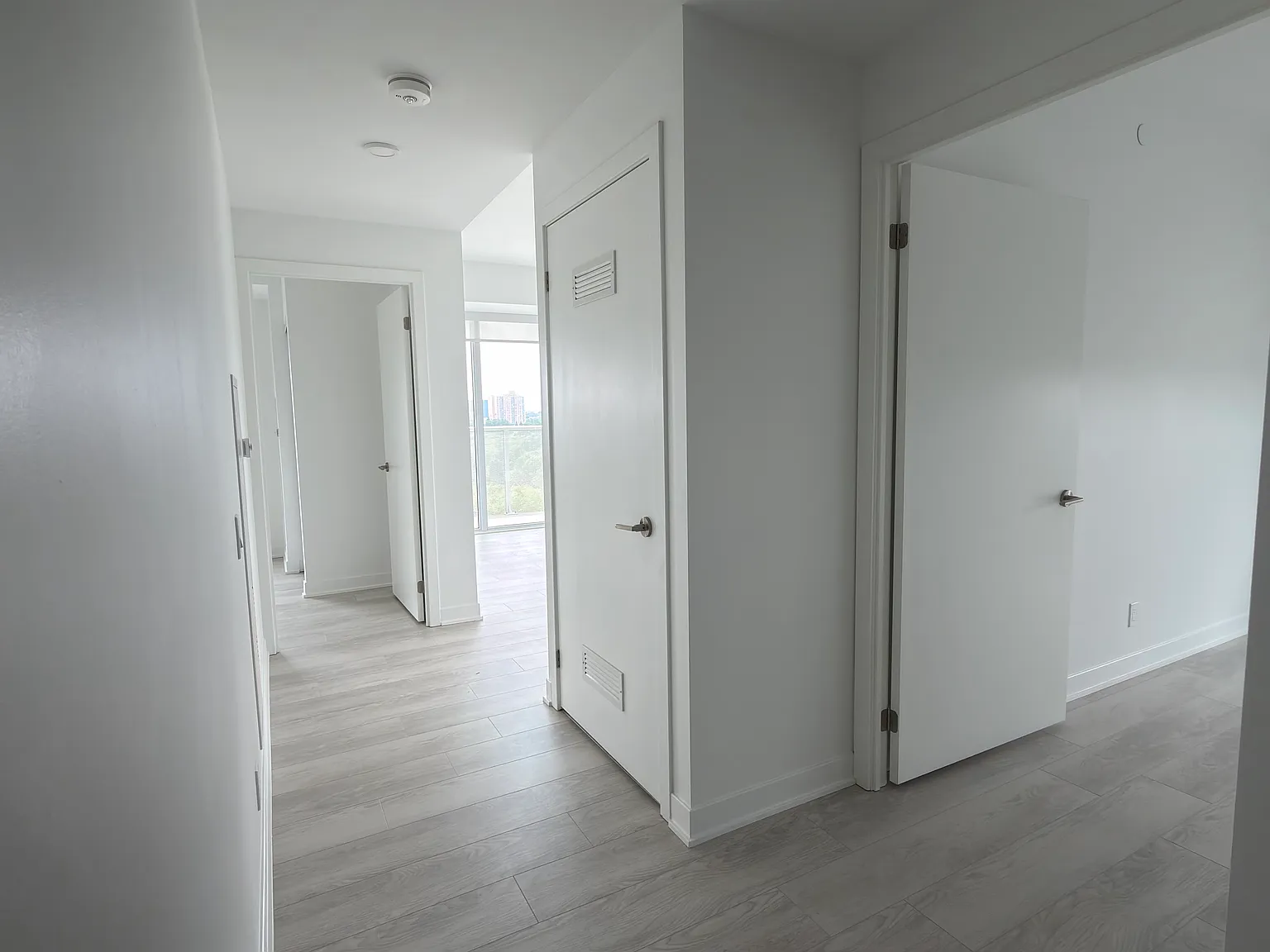 10 Flavelle Trail Vaughan — Photo 3