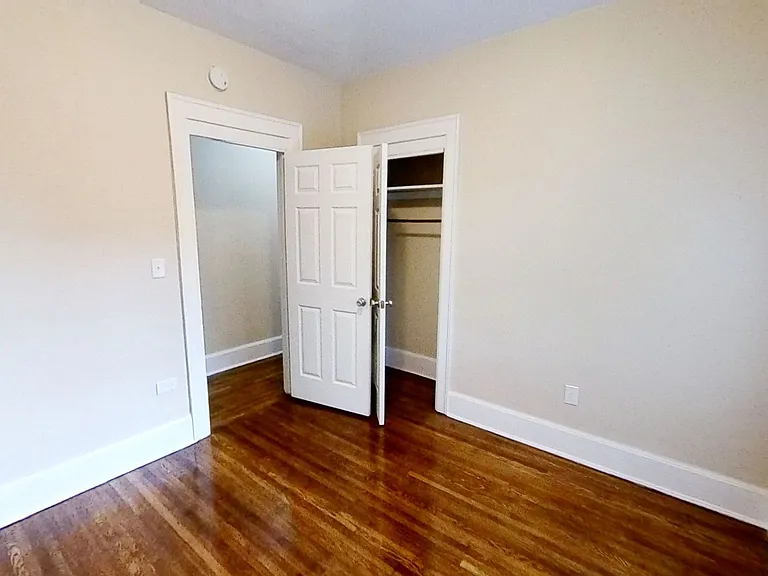 96 Laburnam Cres #3 — Photo 12