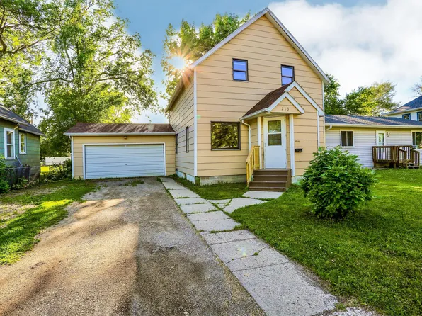 213 N Washington St, Aberdeen, SD 57401