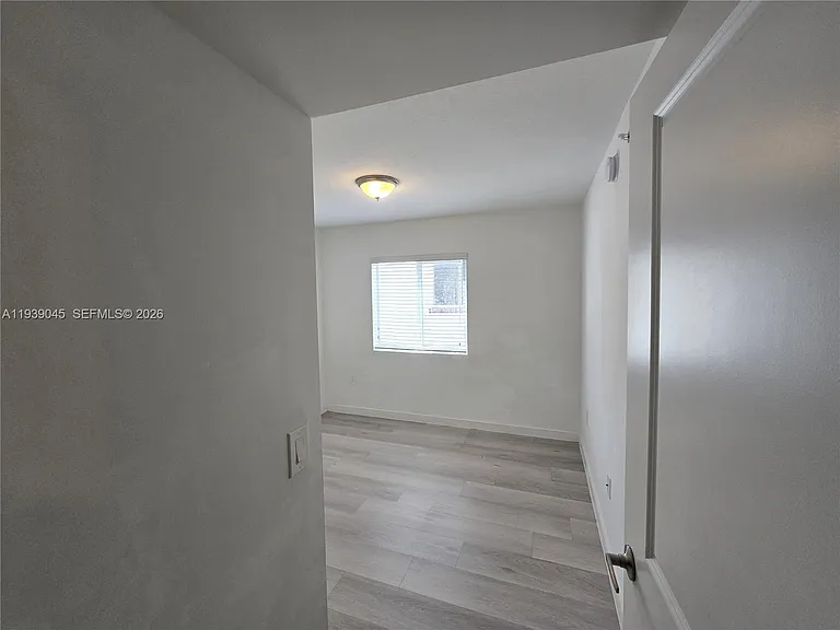5185 W Flagler St #204 — Photo 7