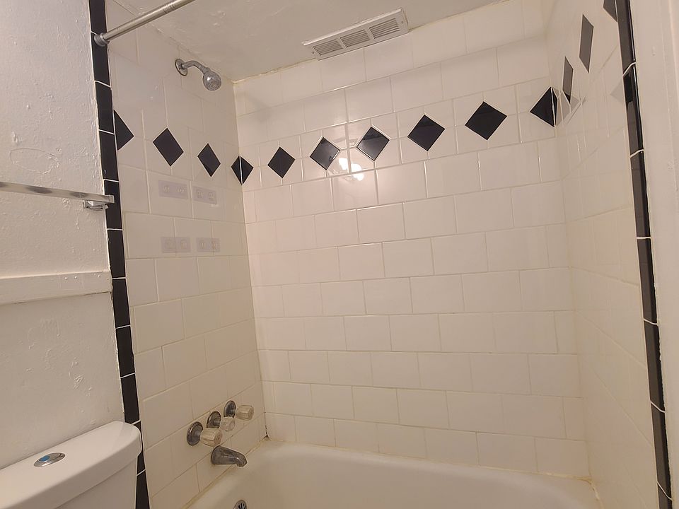 1st image of 815 E 11th Ave APT 2