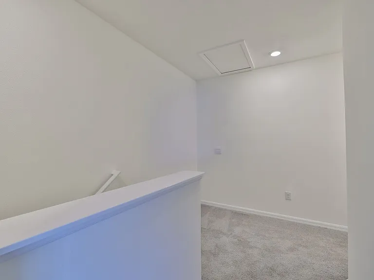 233 Mangrove Shade Cir — Photo 20