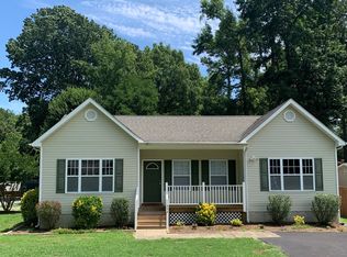 454 Wakefield Dr, Colonial Beach, VA 22443