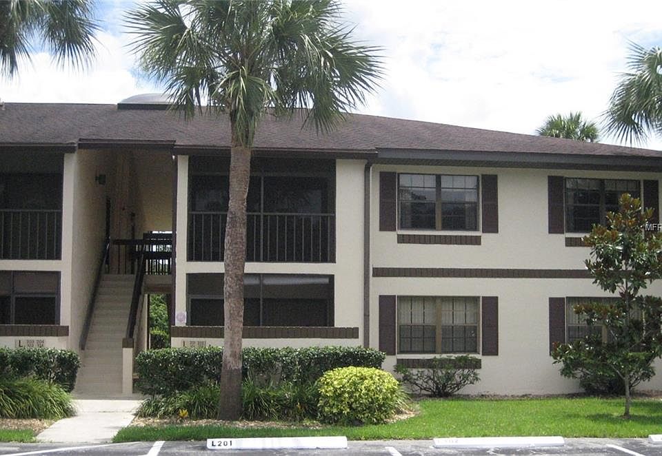 1st image of 19505 Quesada Ave #L
