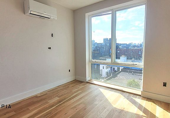 3rd image of 415 Manhattan Ave #5A
