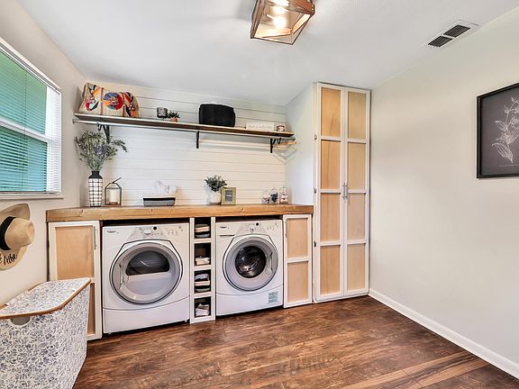 5th image of 6763 Goldilocks Ln