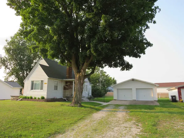 11905 W Lookout Dr, Monticello, IN 47960