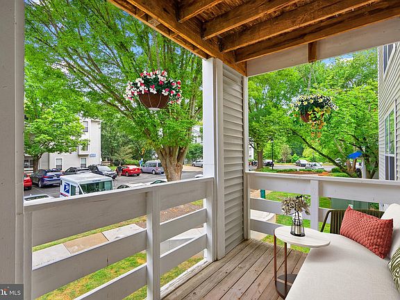 3rd image of 10303 Appalachian Cir APT 201