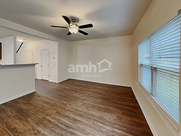 343 Alcovy Way — Photo 8