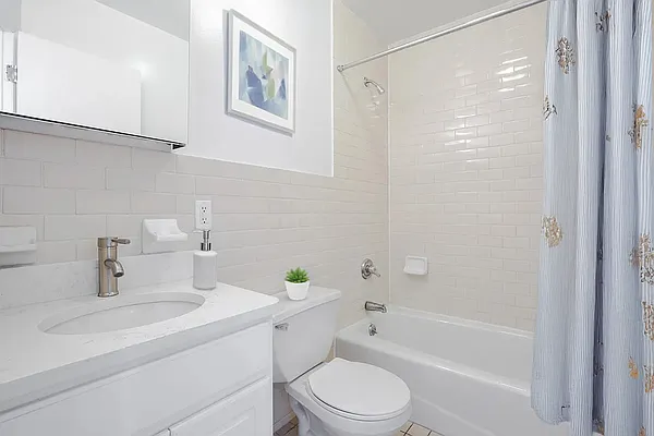 Rented by Vector New York, LLC | media 4