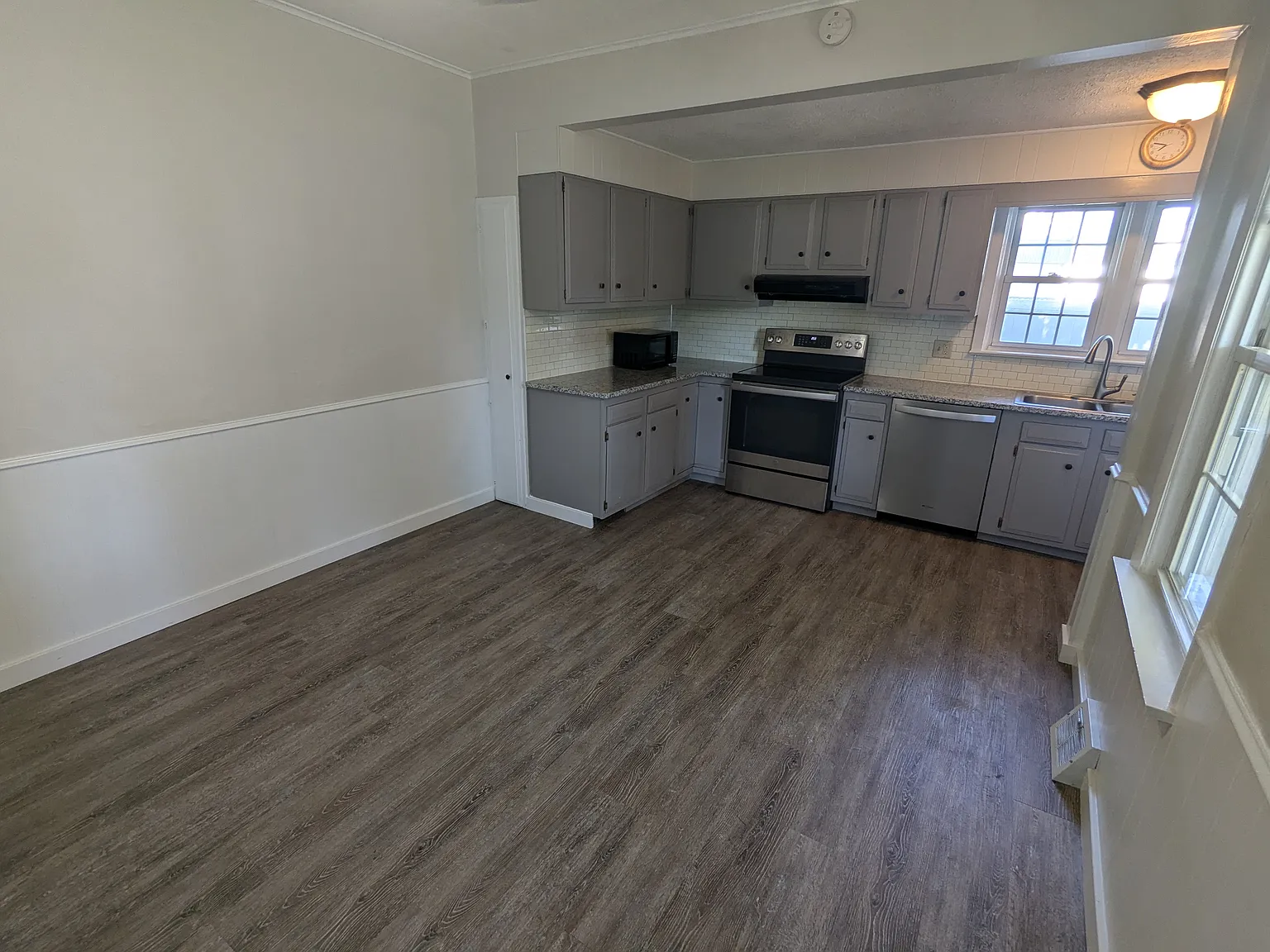 3 bed, 1278 sqft, $1,825 — Photo 4