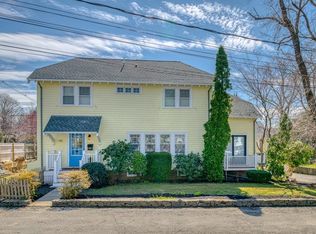 99 Clifton Ave, Marblehead, MA 01945