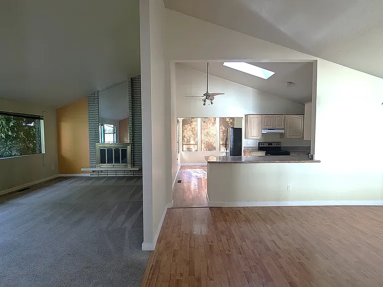 14112 NE 62nd St — Photo 16