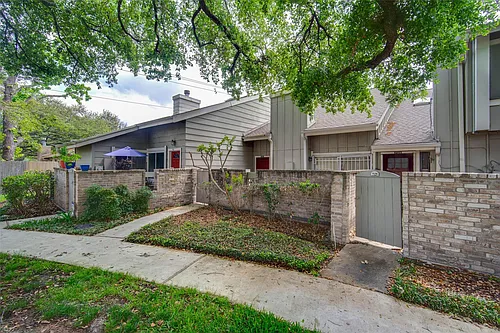 7131 Brendam Ln Photo 1