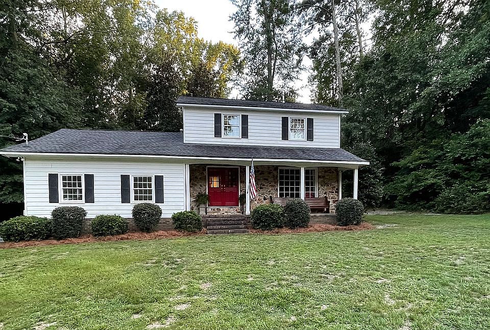 1st image of 625 Laurel Dr